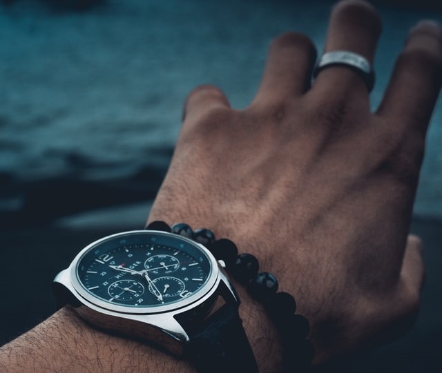 腕時計】トミーヒルフィガーの評判【買う前に確認すべき4項目 